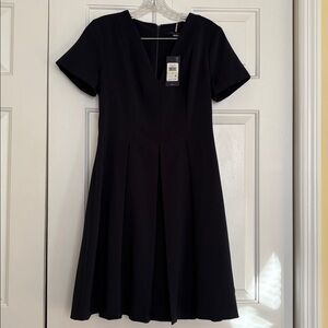 Tommy Hilfiger Elegant Navy Blue Midi Dress